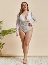 Load image into Gallery viewer, Creme Lace Bodysuit - Curvy
